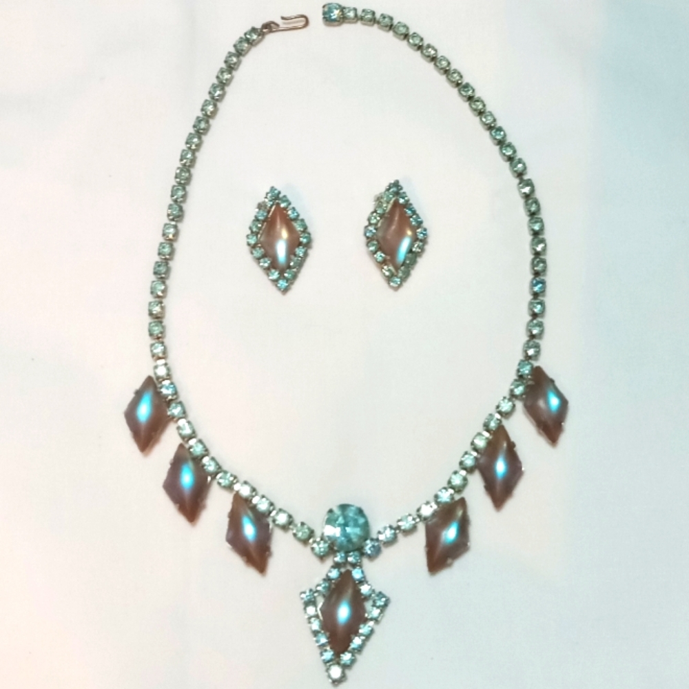 VINTAGE Saphiret necklace and earrings set RARE